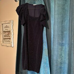 Dress with beautiful print and super soft, stretchy fabric!